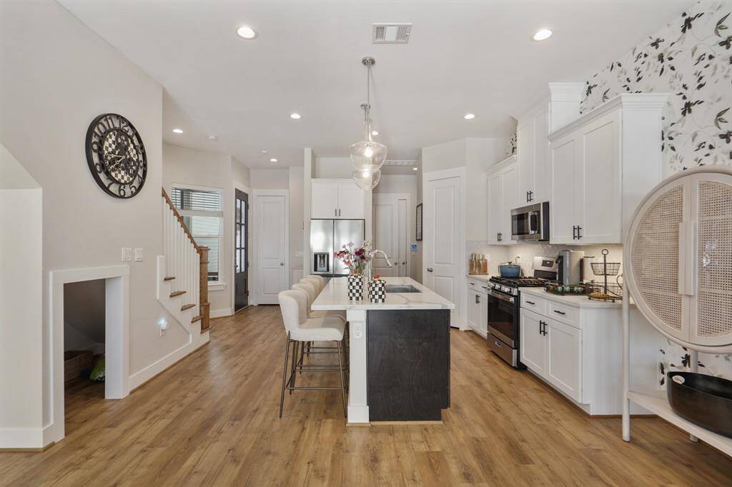 Gorgeous open floor plan with plenty of room to entertain