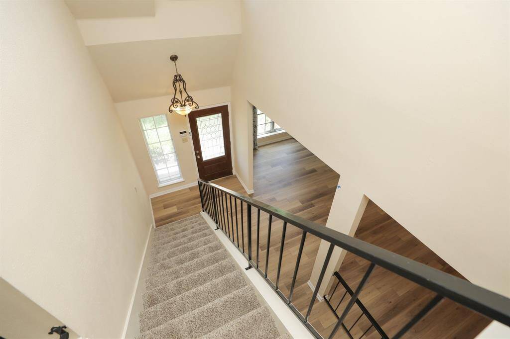 stairs to 2nd floor