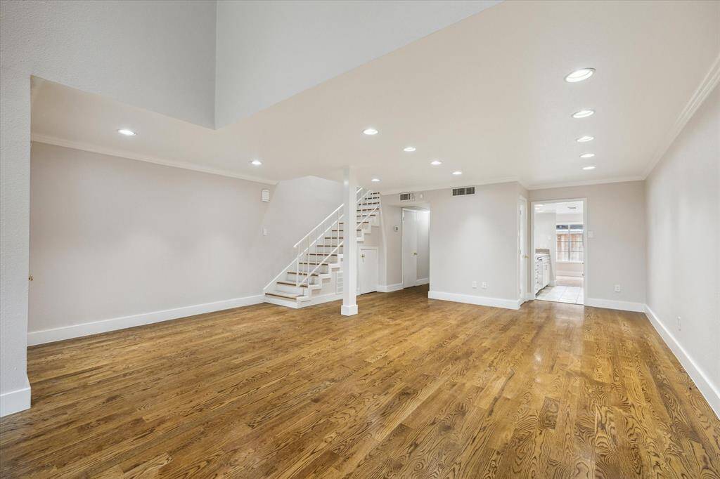 Looking towards the Kitchen