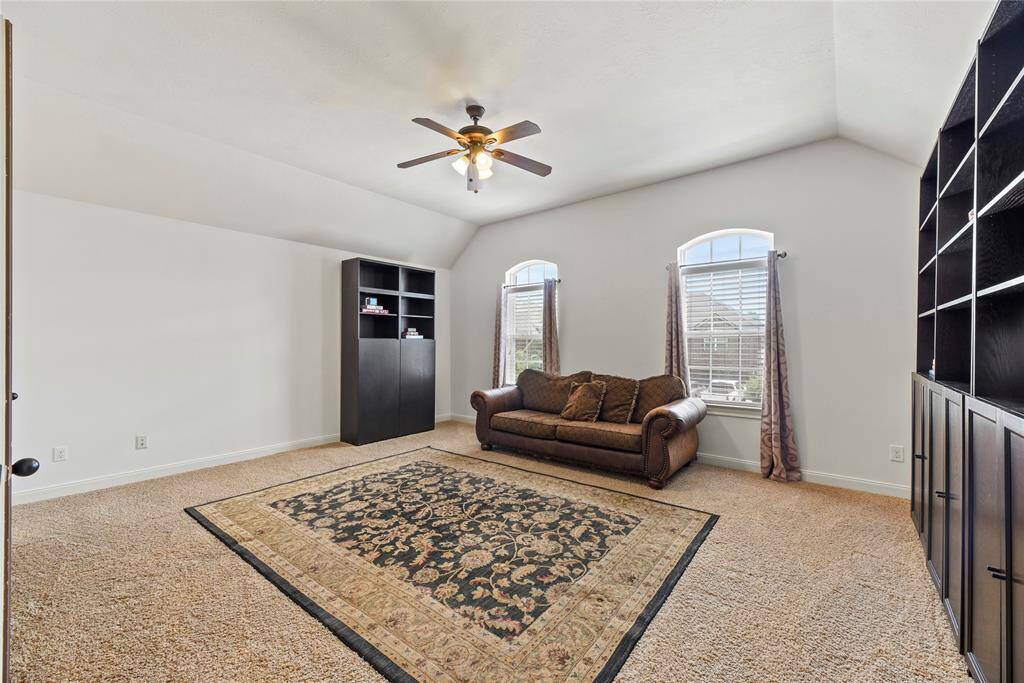 Whether utilized as an additional family space or a teen hangout area, the 2nd floor bonus room offers a multitude of possibilities.