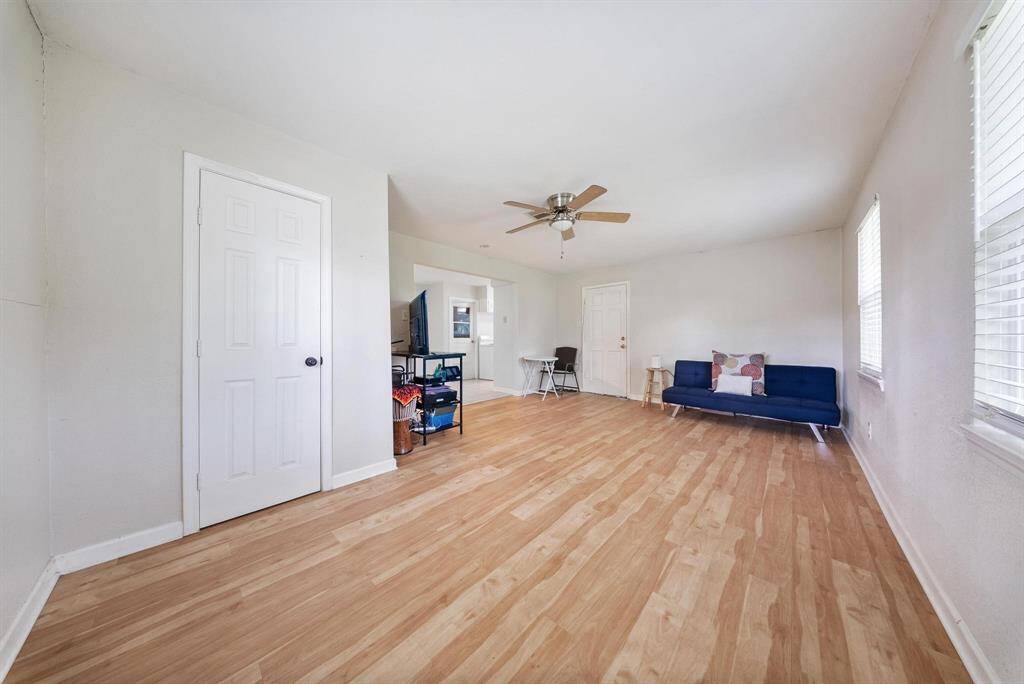 A warm and open living space you can personalize for quiet moments or social occasions.
