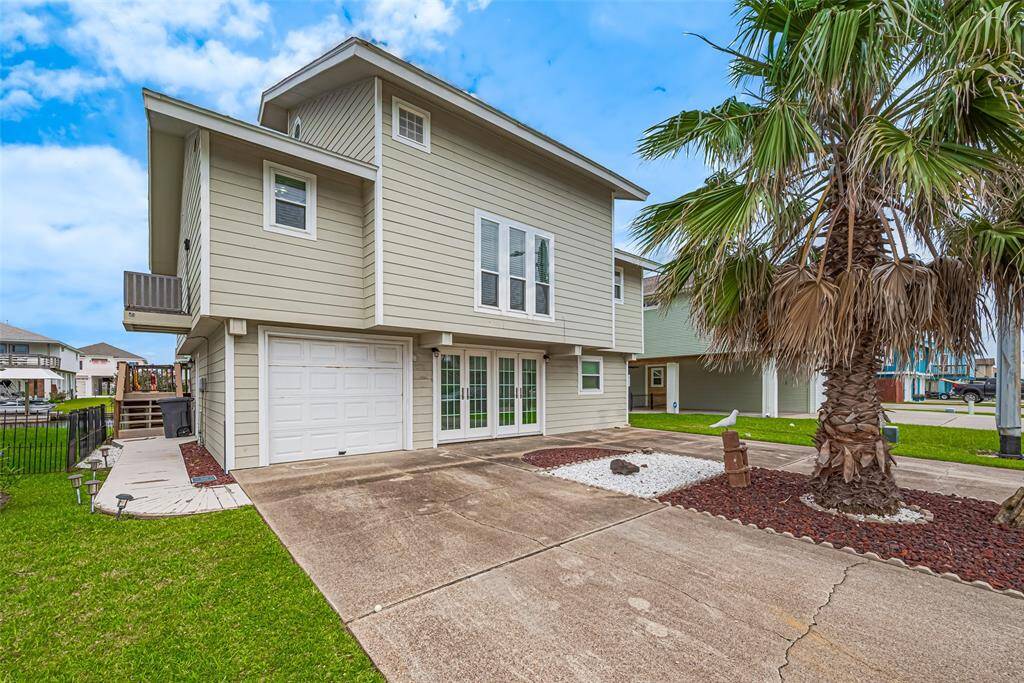 Attached garage and tons of parking