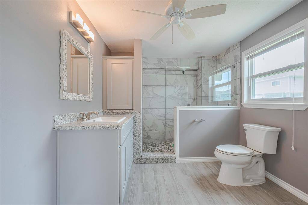 There's also a spacious and beautiful bathroom!