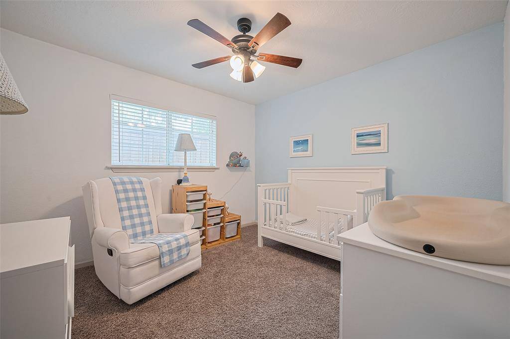 Alternative view of this room!