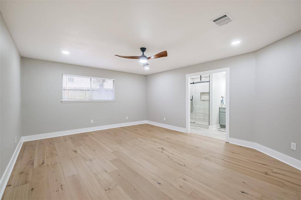 This Owner's Suite is truly meant for royalty. The amount of space allows for both sleeping and conversation.