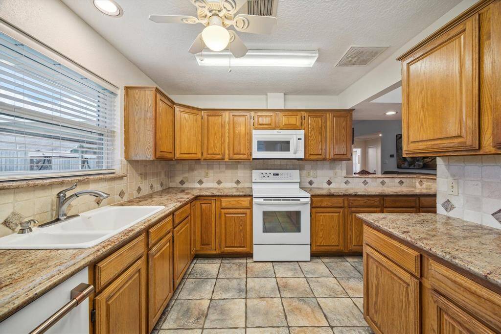 Abundant storage and counterspace for weeknight meals or for hosting your next gathering!