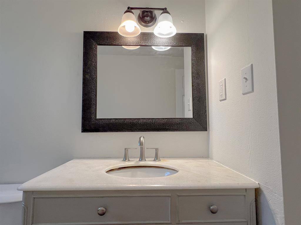 Guest bath upstairs