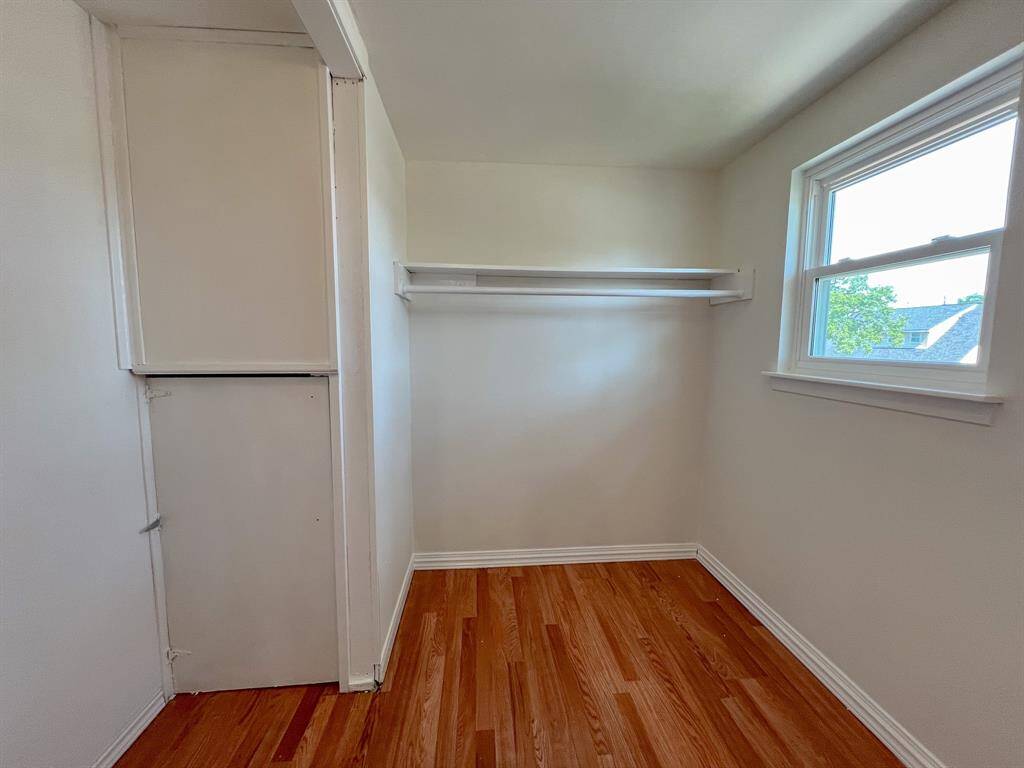 Upstairs Room 3 Closet