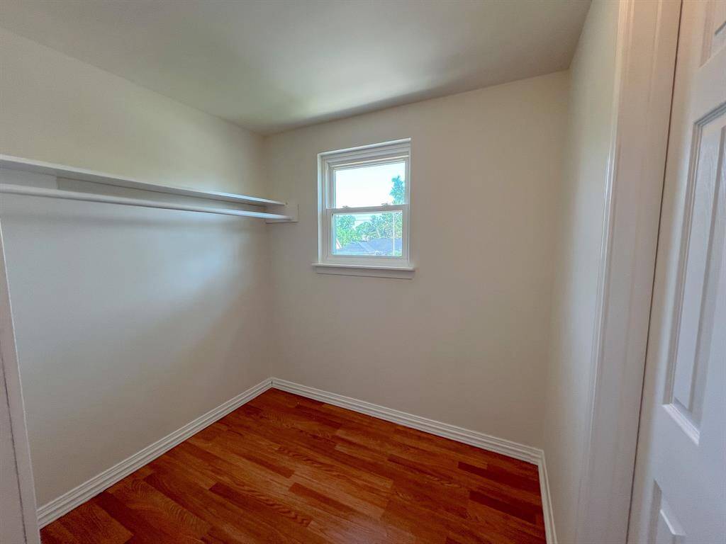 Upstairs Room 3 Closet Different Angle