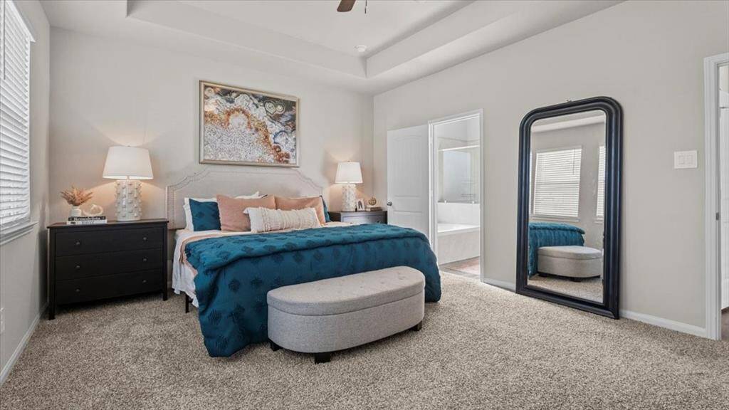 Extra large primary bedroom
