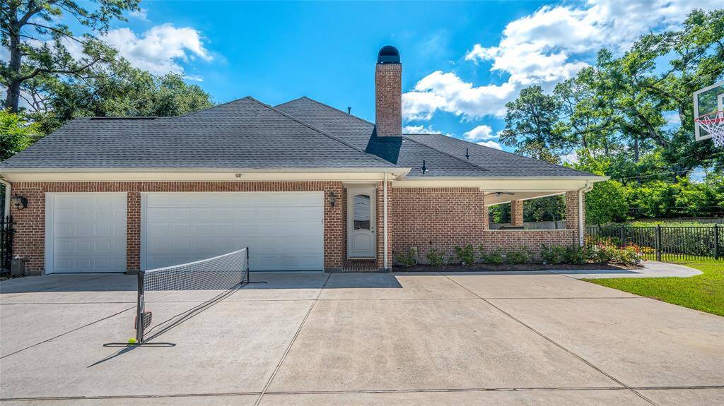 Attached and oversized 3 car garage