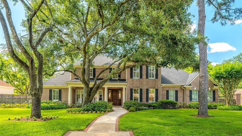 Make this place your future HOME!