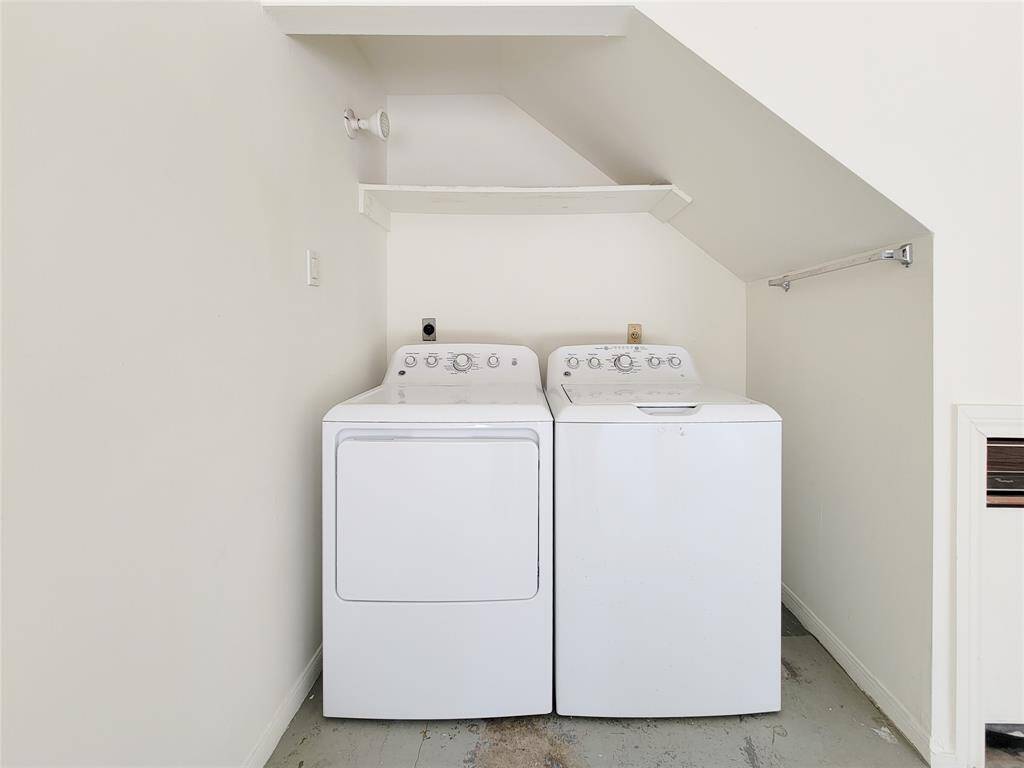 Full size GE washer and dryer are included and are located in the spacious garage.