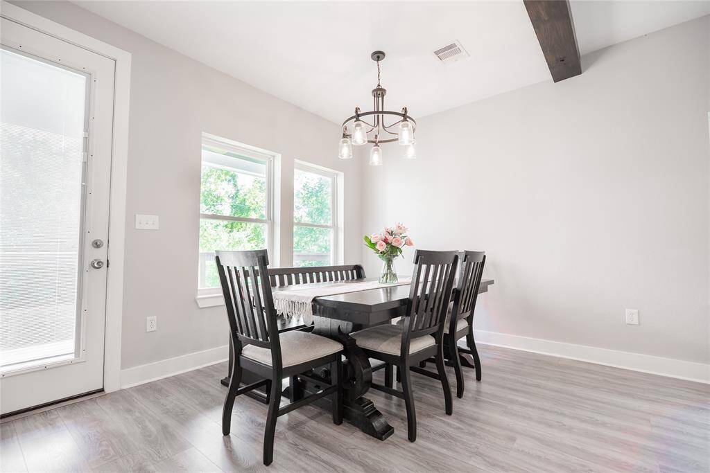 Dinning area with door to back deck.