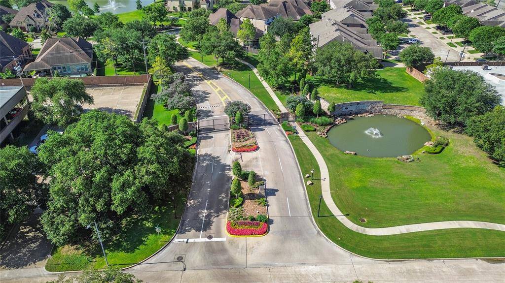 Enjoy the security of a gated community.
