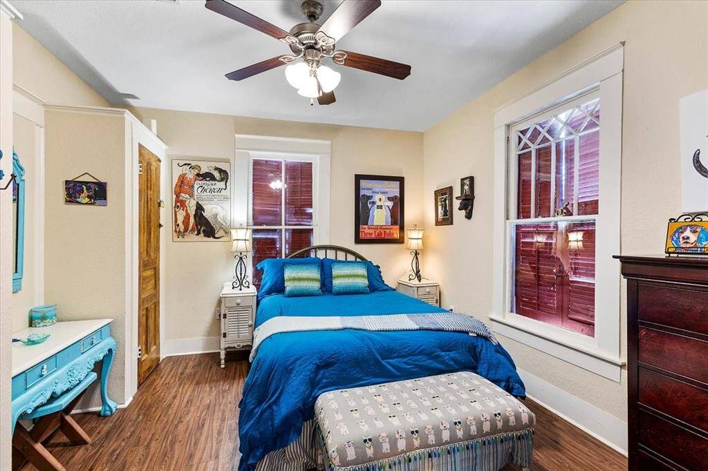 Pet Lovers bedroom