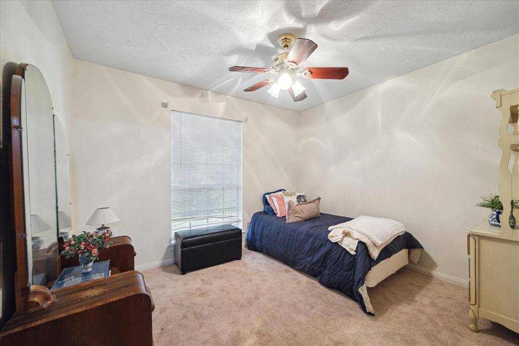 Secondary bedroom #4