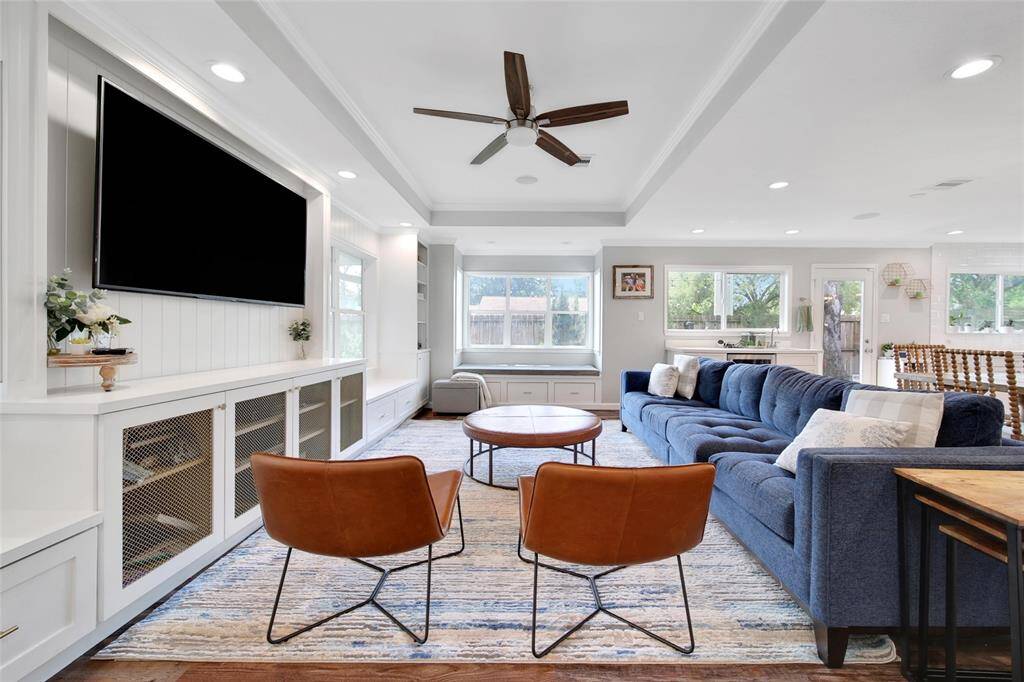 View of living room :2.