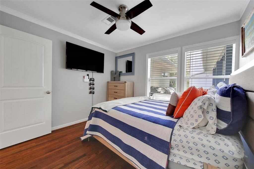 View of secondary bedroom #1 :2.