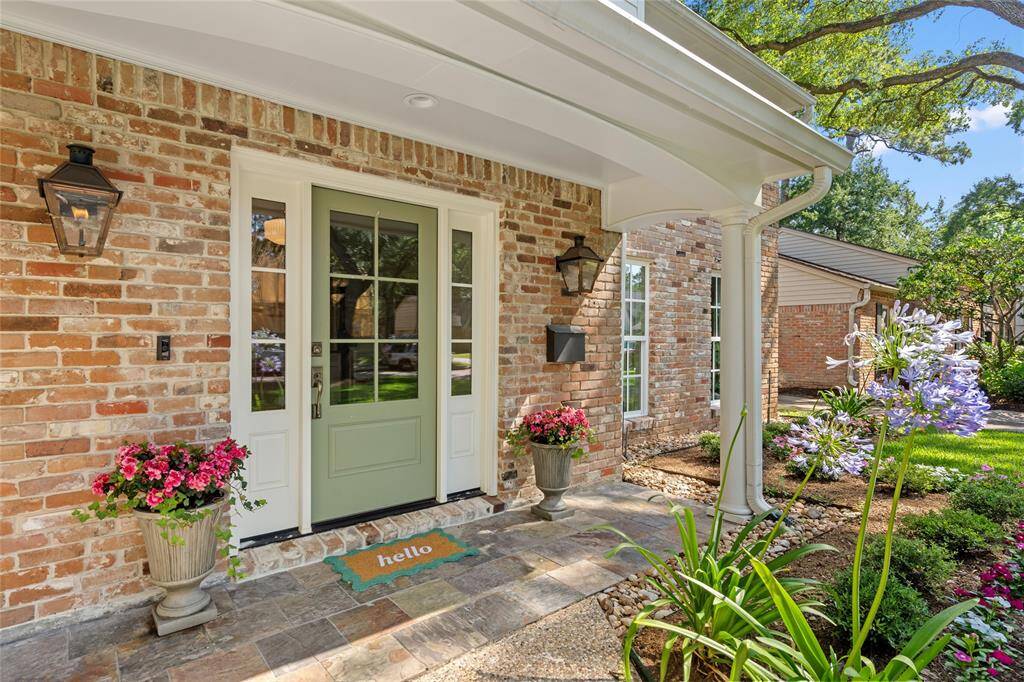 Classic covered front porch