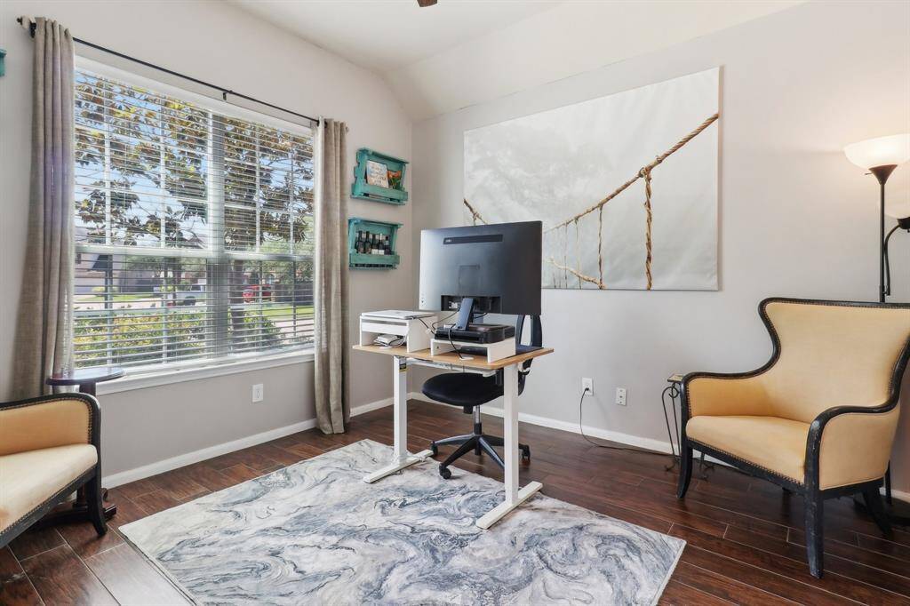Front office or study right off the entry
