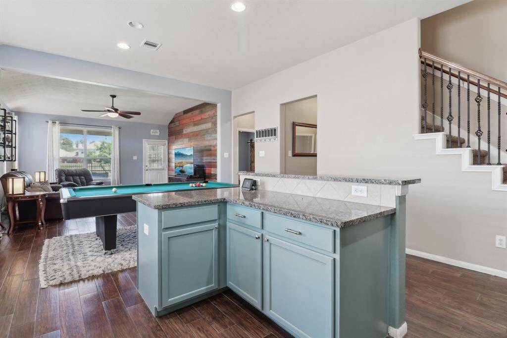 Island provides plenty of space for prep and entertaining