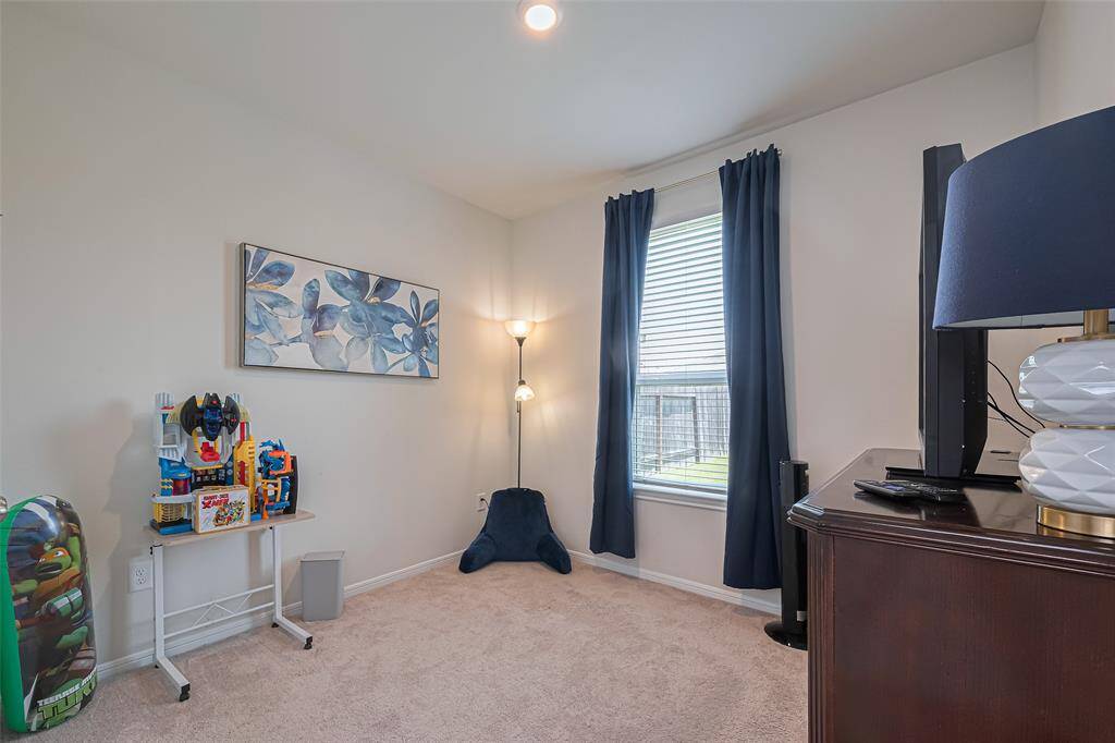 DOWNSTAIRS BEDROOM