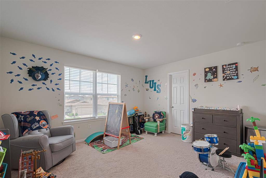 UPSTAIRS BEDROOM 3