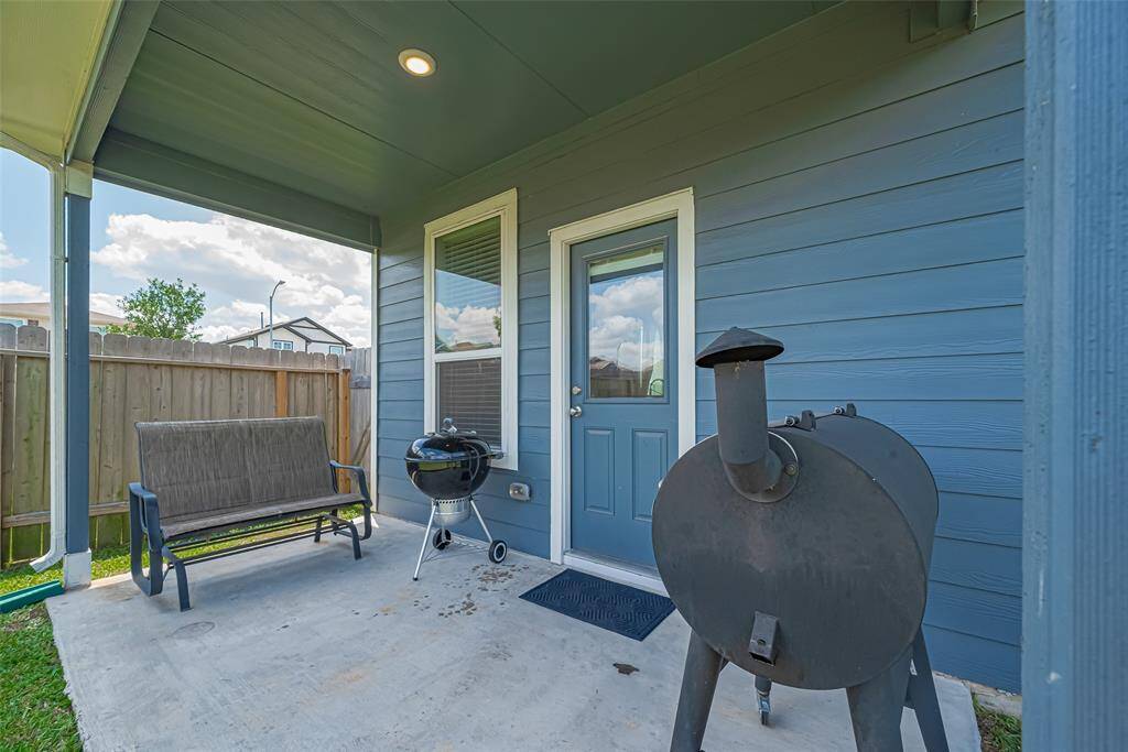 BACKYARD PATIO