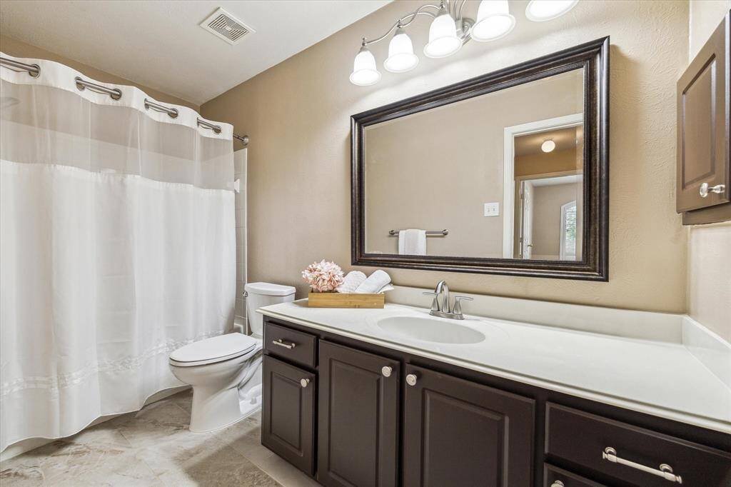 Bathroom upstairs