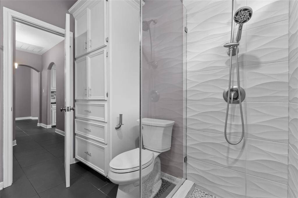 Stunningly remodeled  secondary bathroom