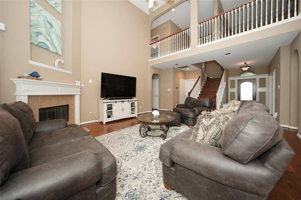 Gas fireplace