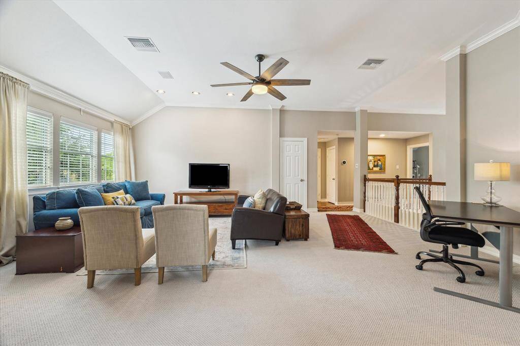 Gameroom with recent carpet.