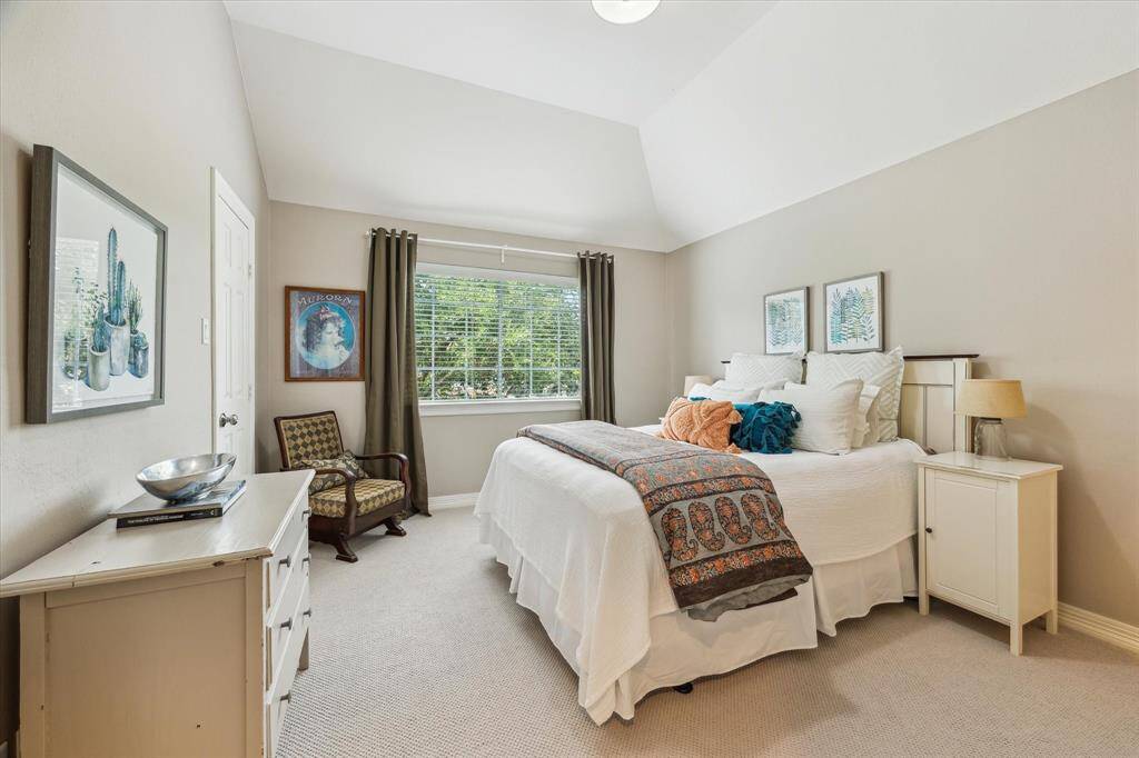Secondary bedroom. Recent carpet.