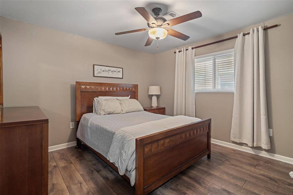 Third bedroom, updated flooring