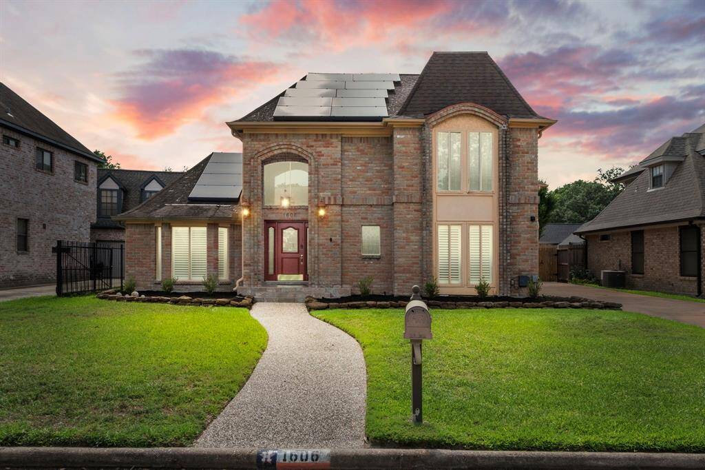 1606 Rustic Knolls is ideally located in the heart of the well-established Nottingham Country. Boasting 4 bedrooms, 2.5 bath and a POOL, this spacious home provides all of the room you need with the added benefit of low electric bills thanks to the solar panels that will be paid in full at closing.