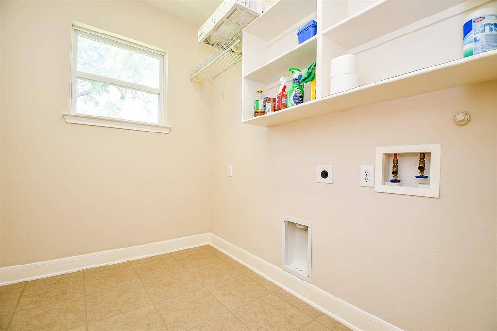 Utility room is oversized
