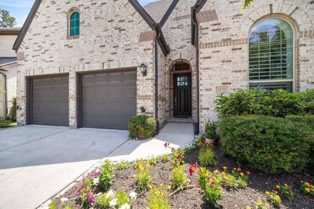 Best house on the block!