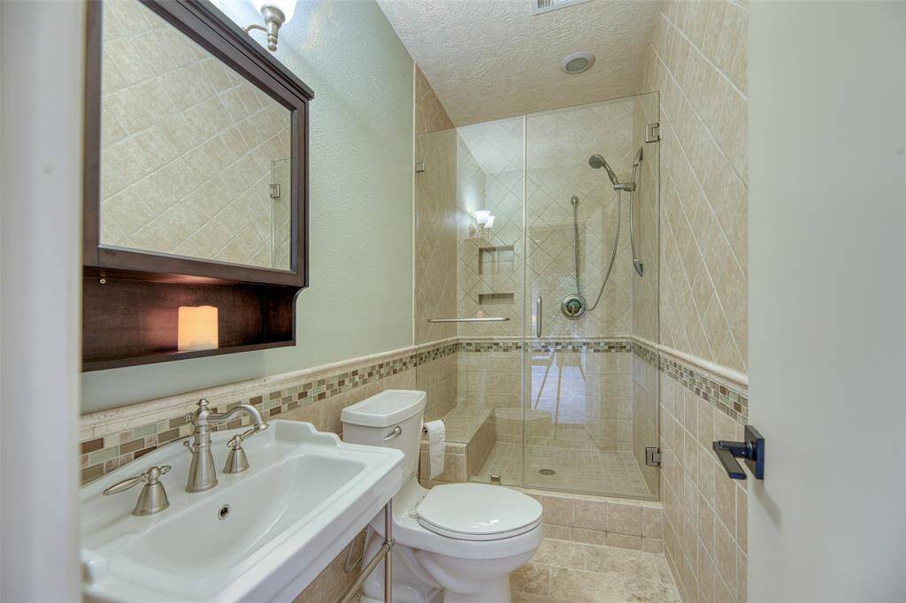 full bath off pool and outdoor space