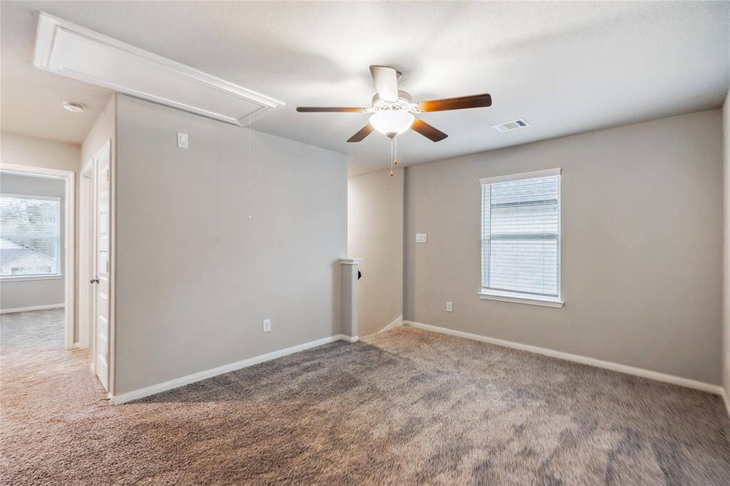 game room/sitting area