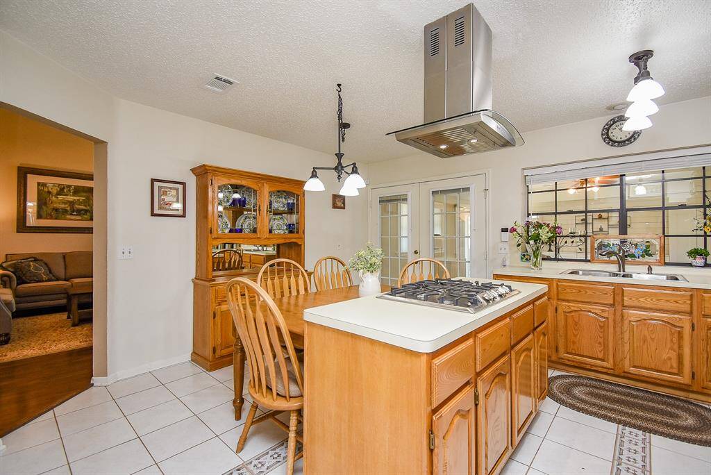Updated appliances and gas range.