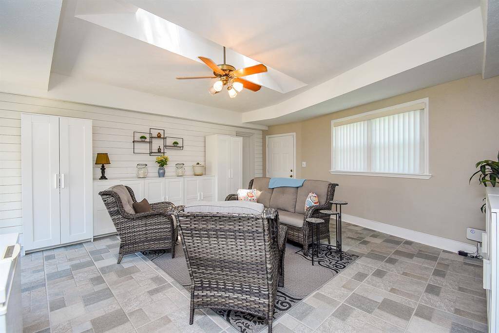 Wonderful sunroom for relaxing, reading a book or just enjoying the day!
