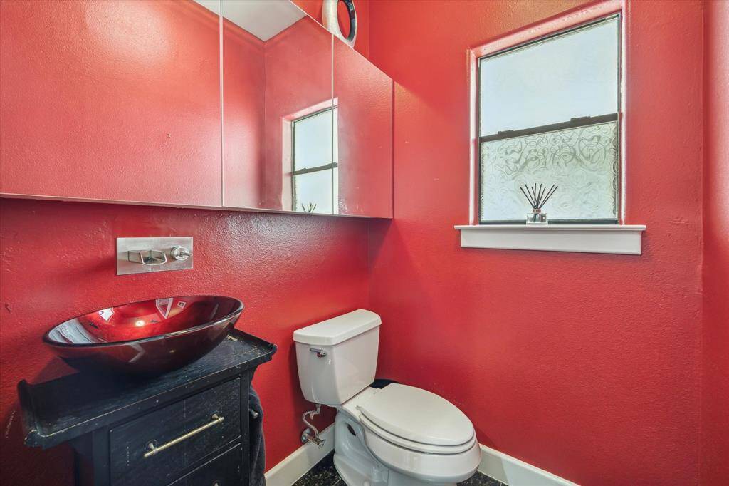 Second floor powder room.