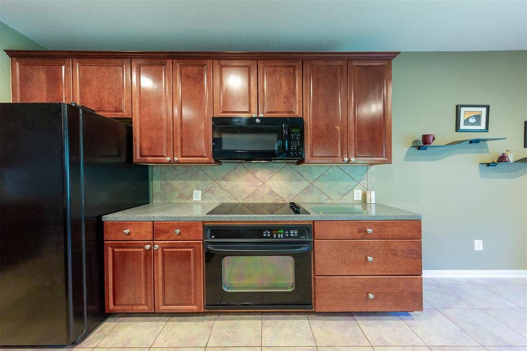 New kitchen sink with faucet