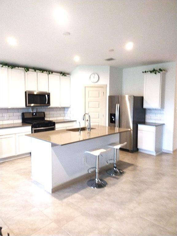 Large Island kitchen