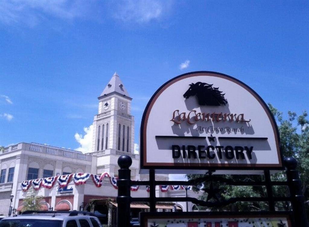 Short drive to La Centerra mall in Cinco Ranch.
