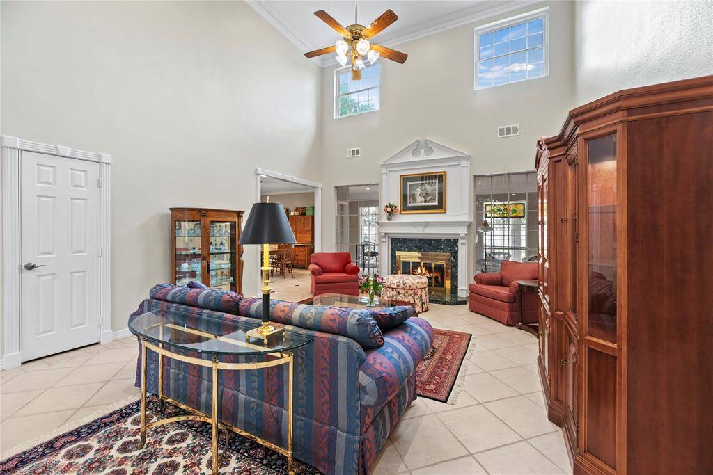 Alternate view of the family room.