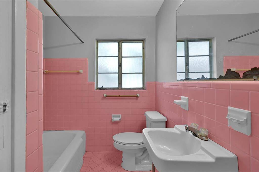 Full bath