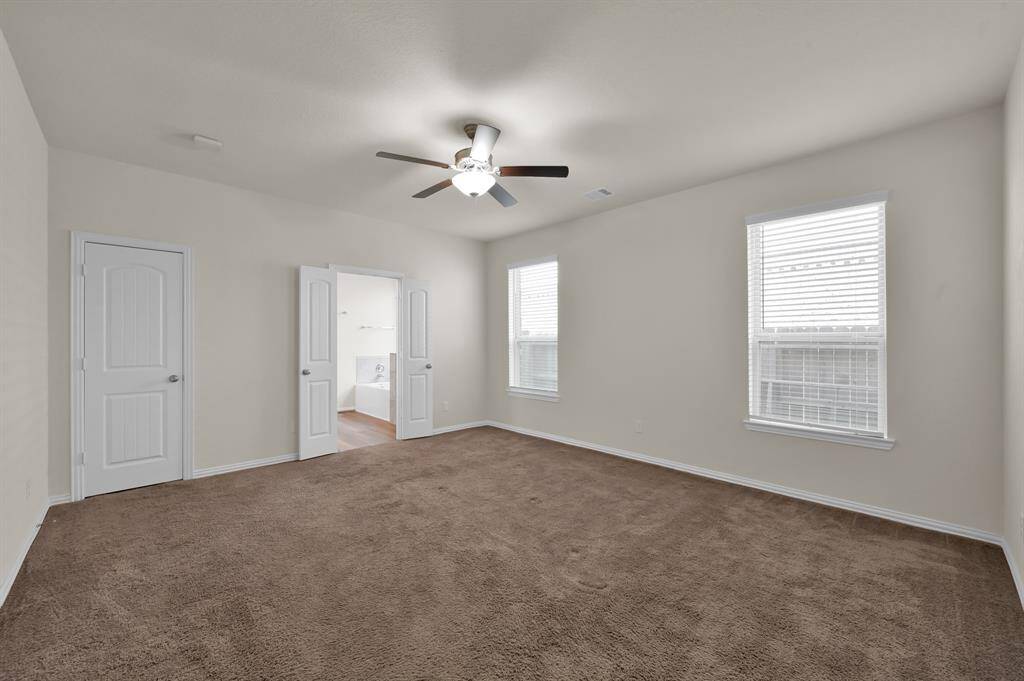primary bedroom 1st floor