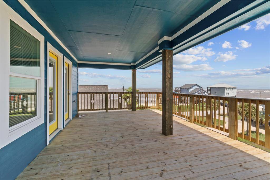 Upstairs Balcony